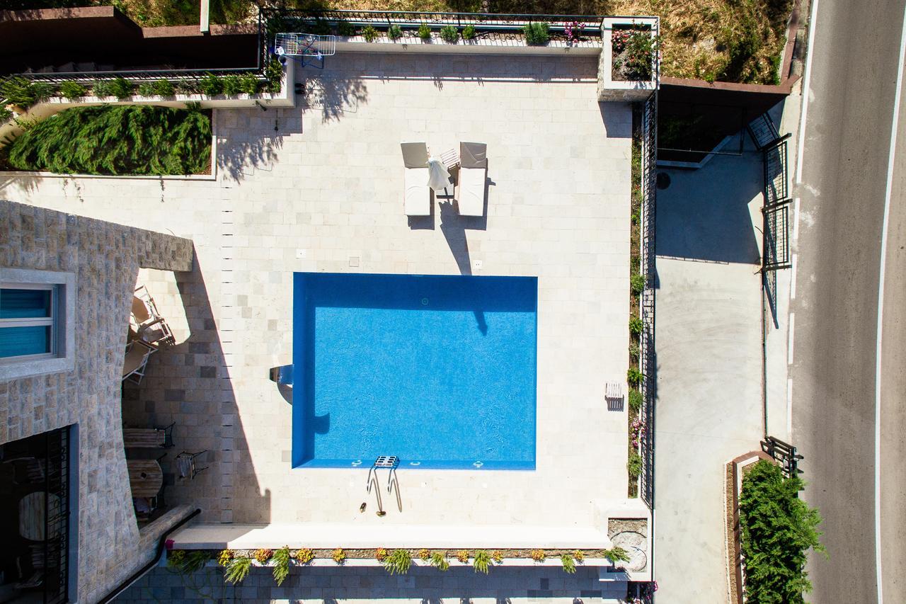 Sunny Villa Jasmine Sveti Stefan Buitenkant foto
